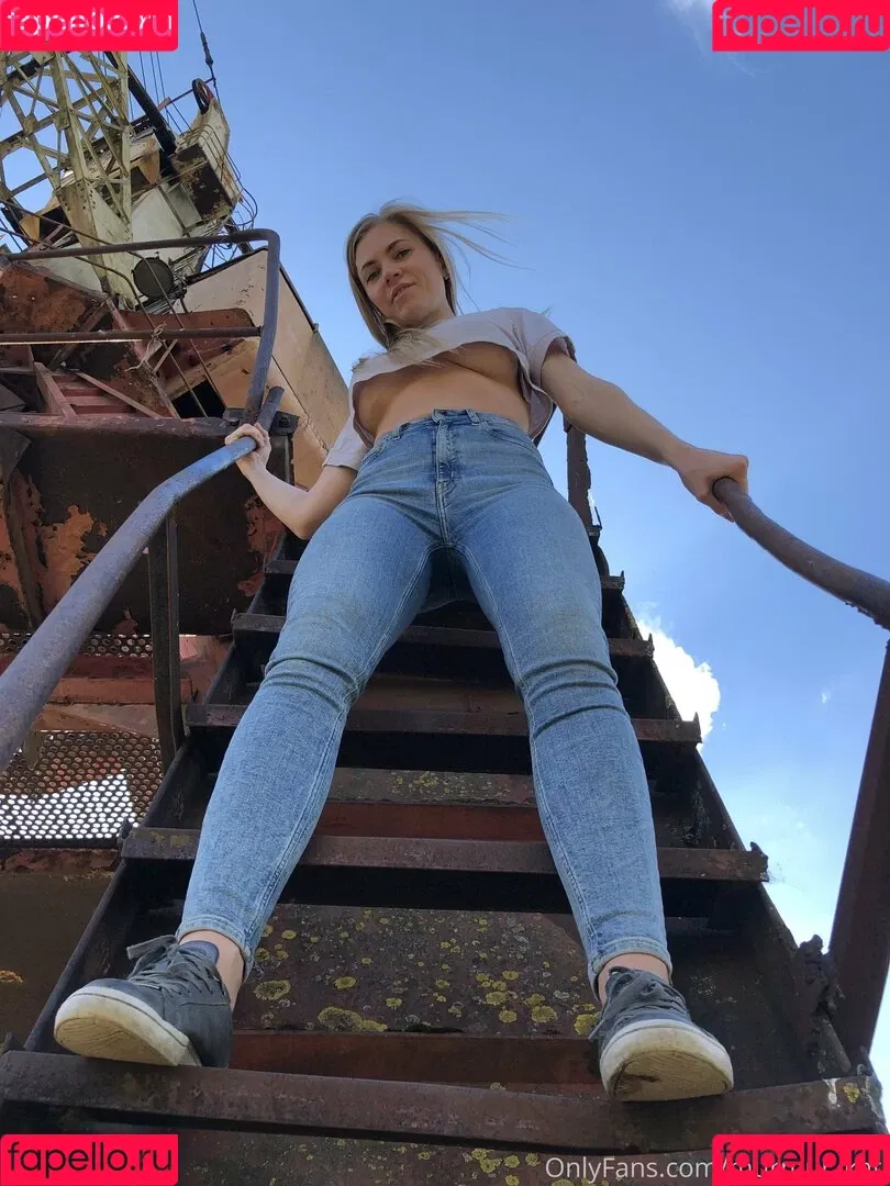 murmur_kati Onlyfans Photo Gallery 