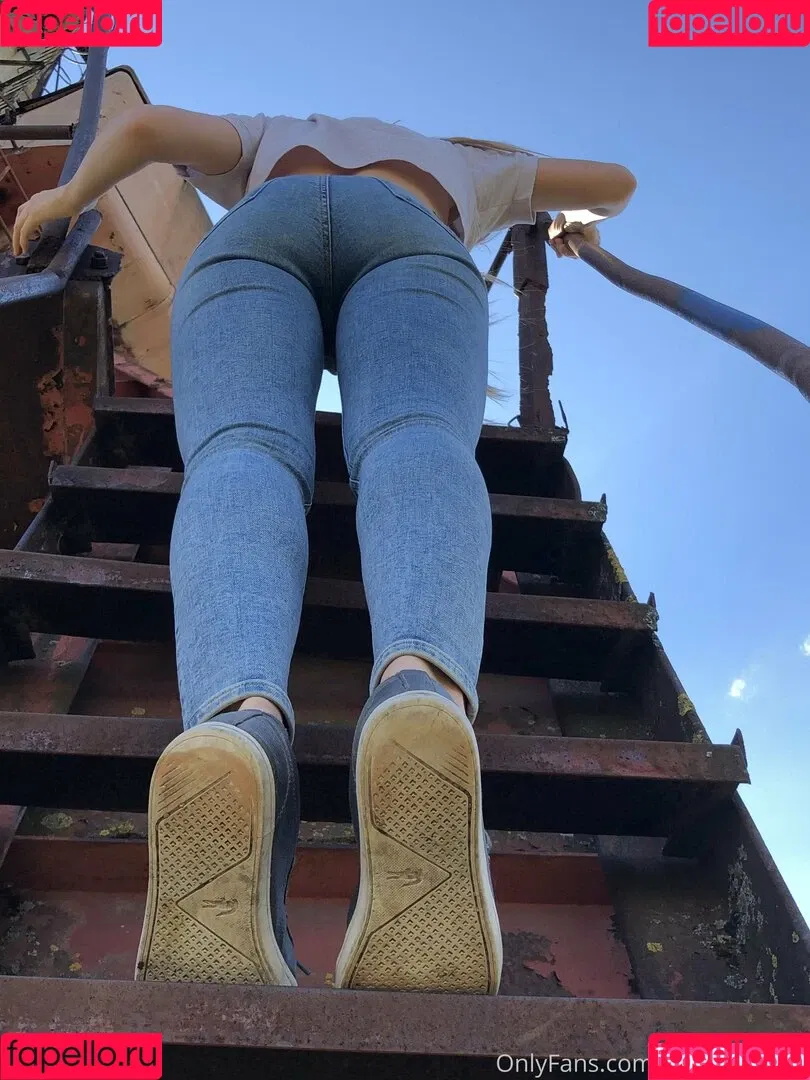 murmur_kati Onlyfans Photo Gallery 