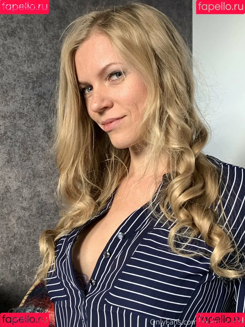 murmur_kati Onlyfans Photo Gallery 