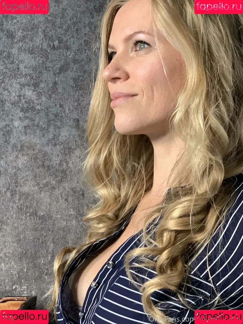 murmur_kati Onlyfans Photo Gallery 