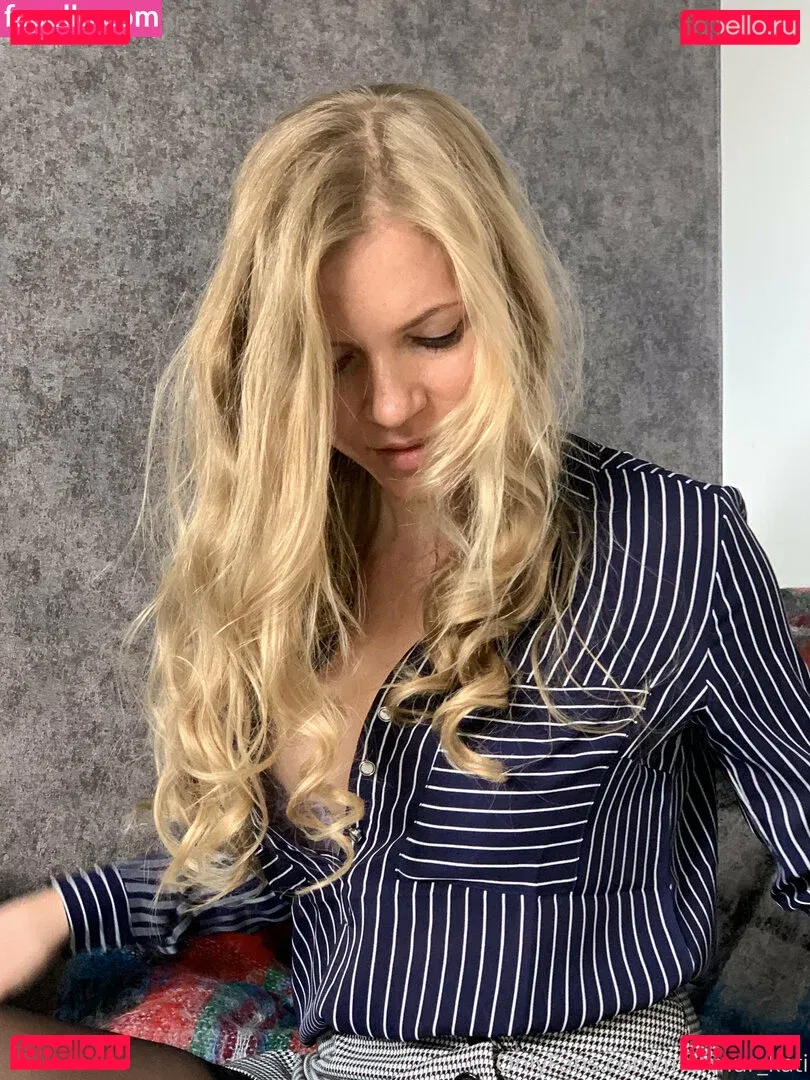 murmur_kati Onlyfans Photo Gallery 