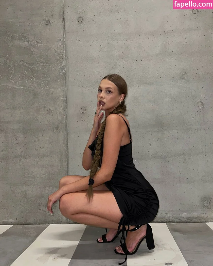 Darina_bliek Onlyfans Photo Gallery 