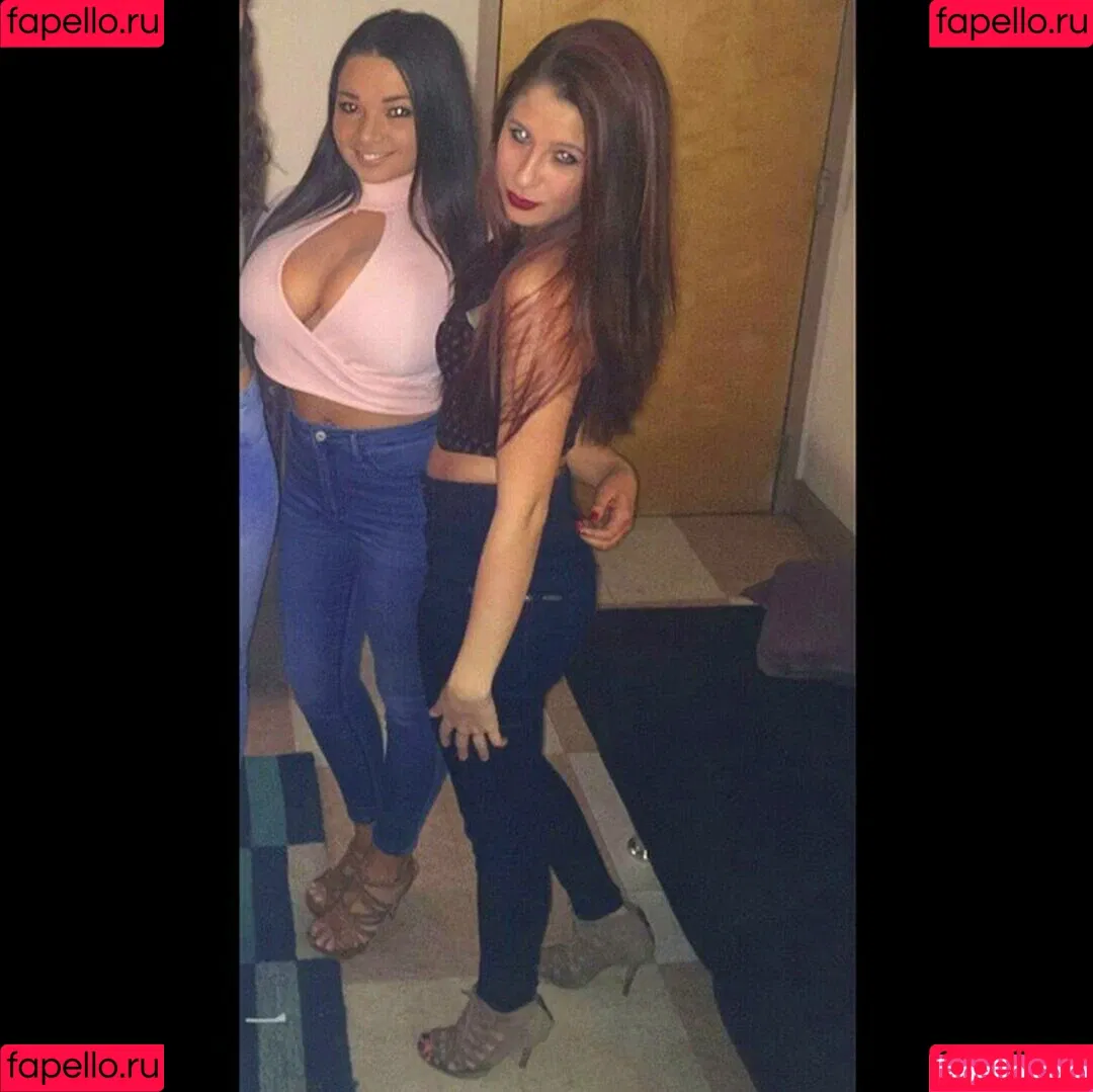 Jenn M Onlyfans Photo Gallery 