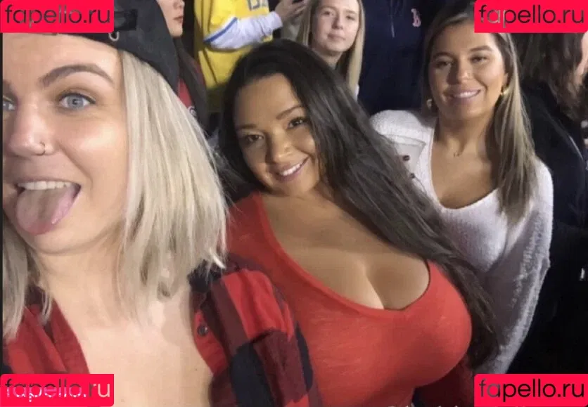 Jenn M Onlyfans Photo Gallery 