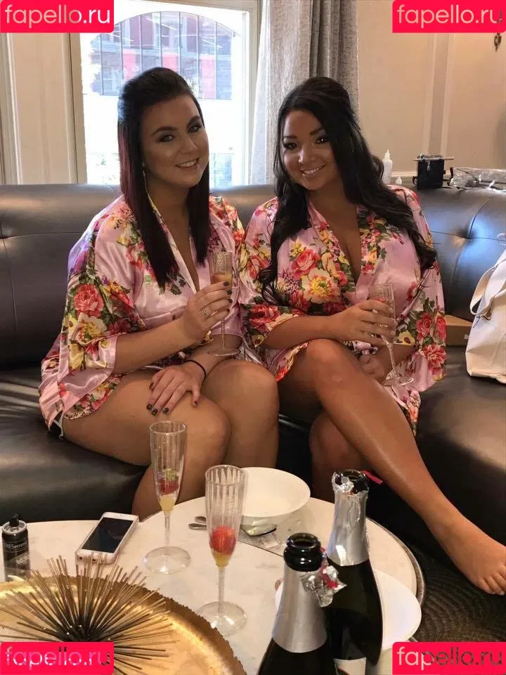 Jenn M Onlyfans Photo Gallery 