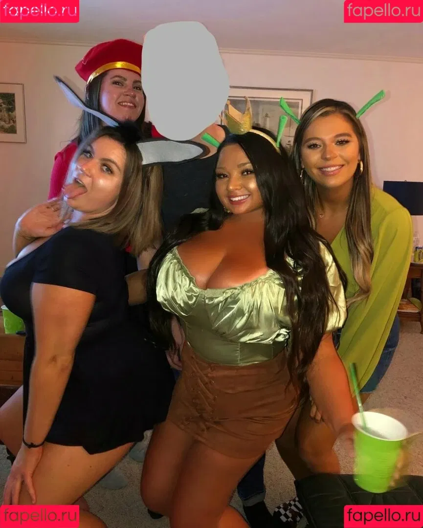 Jenn M Onlyfans Photo Gallery 