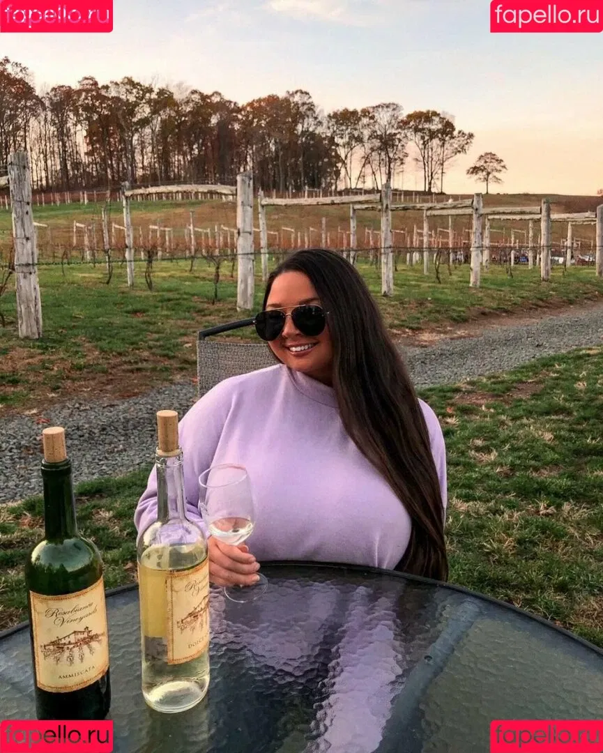 Jenn M Onlyfans Photo Gallery 