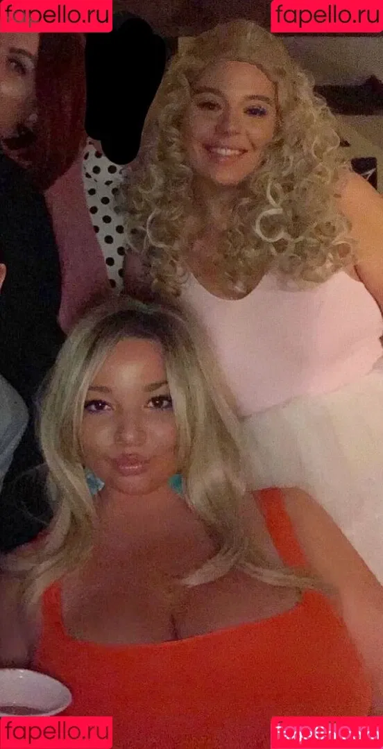 Jenn M Onlyfans Photo Gallery 