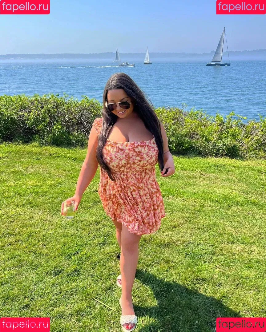 Jenn M Onlyfans Photo Gallery 