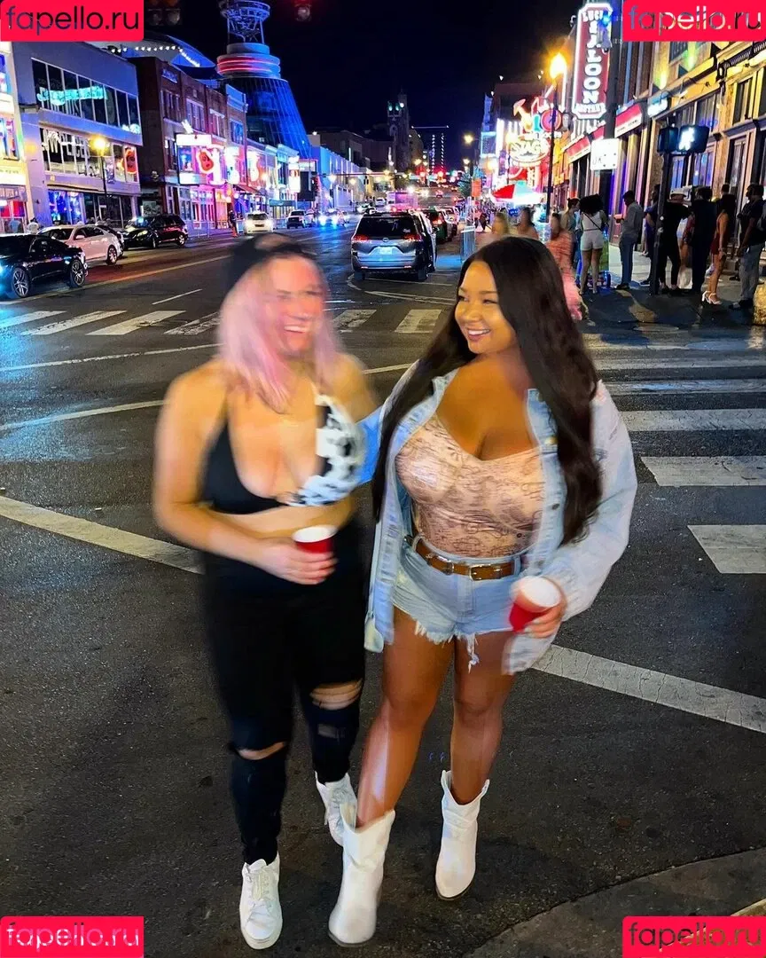 Jenn M Onlyfans Photo Gallery 