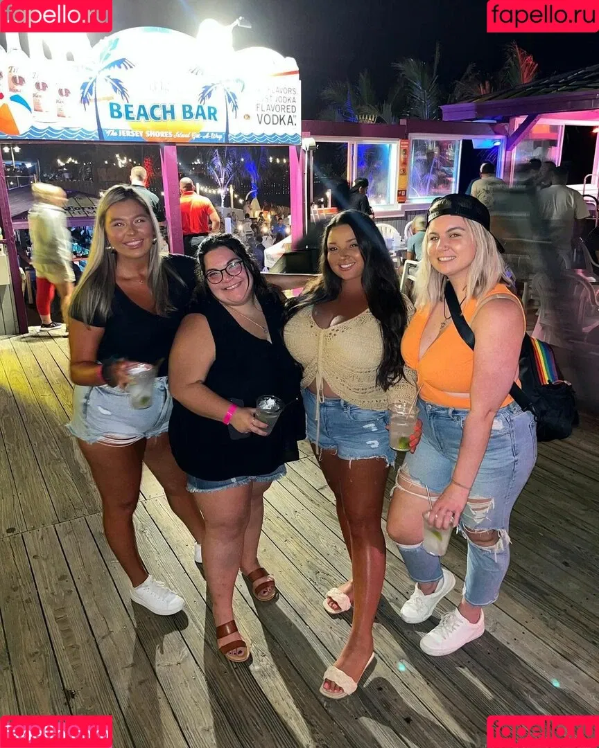 Jenn M Onlyfans Photo Gallery 