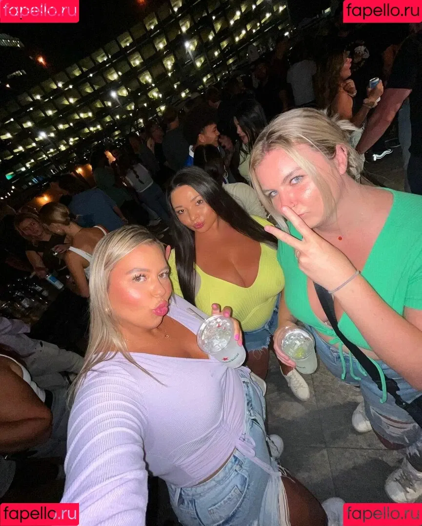 Jenn M Onlyfans Photo Gallery 