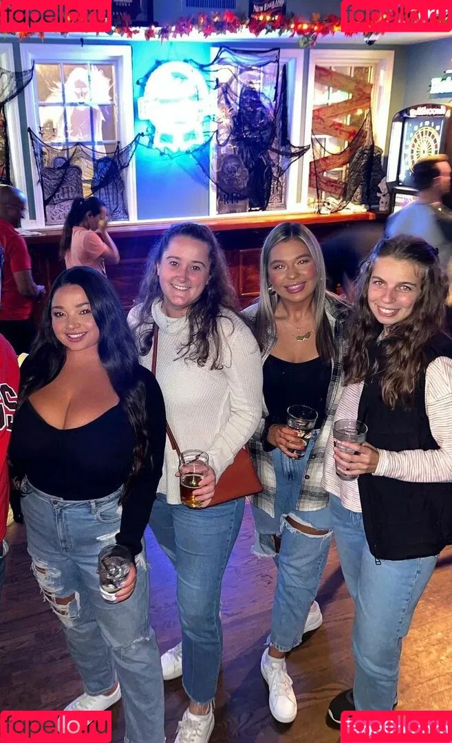 Jenn M Onlyfans Photo Gallery 