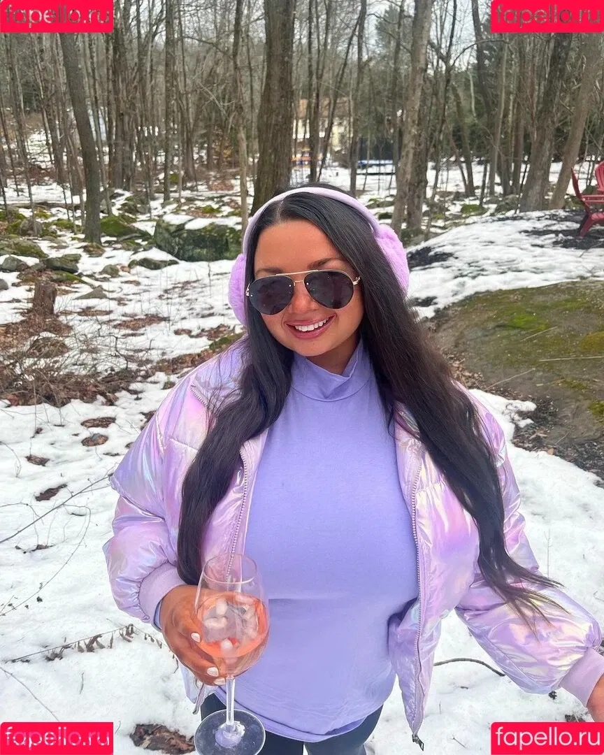 Jenn M Onlyfans Photo Gallery 