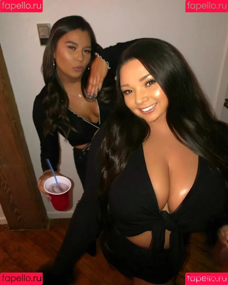 Jenn M Onlyfans Photo Gallery 