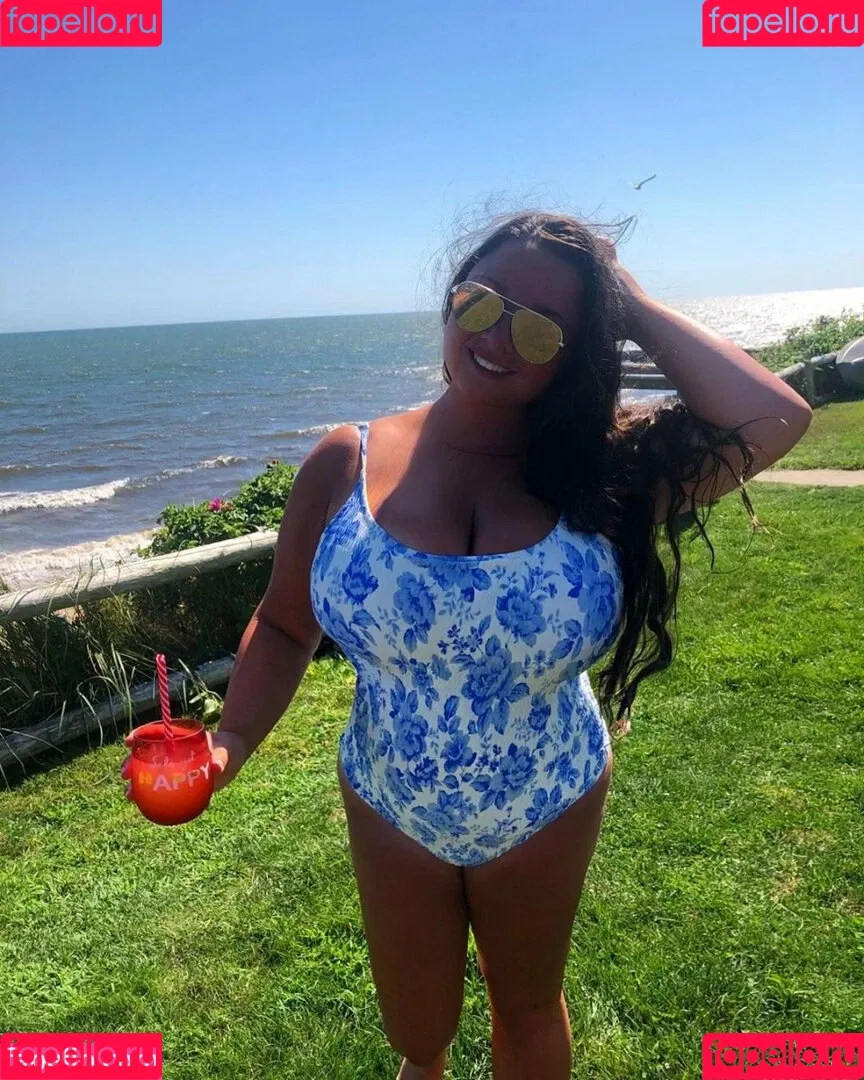 Jenn M Onlyfans Photo Gallery 