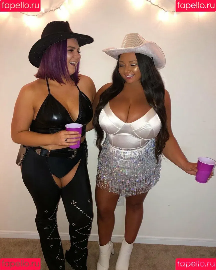 Jenn M Onlyfans Photo Gallery 