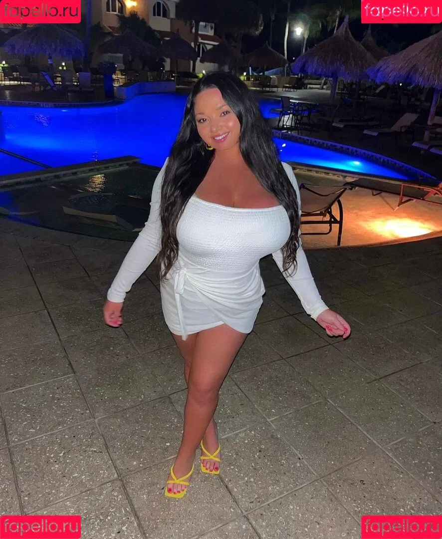Jenn M Onlyfans Photo Gallery 
