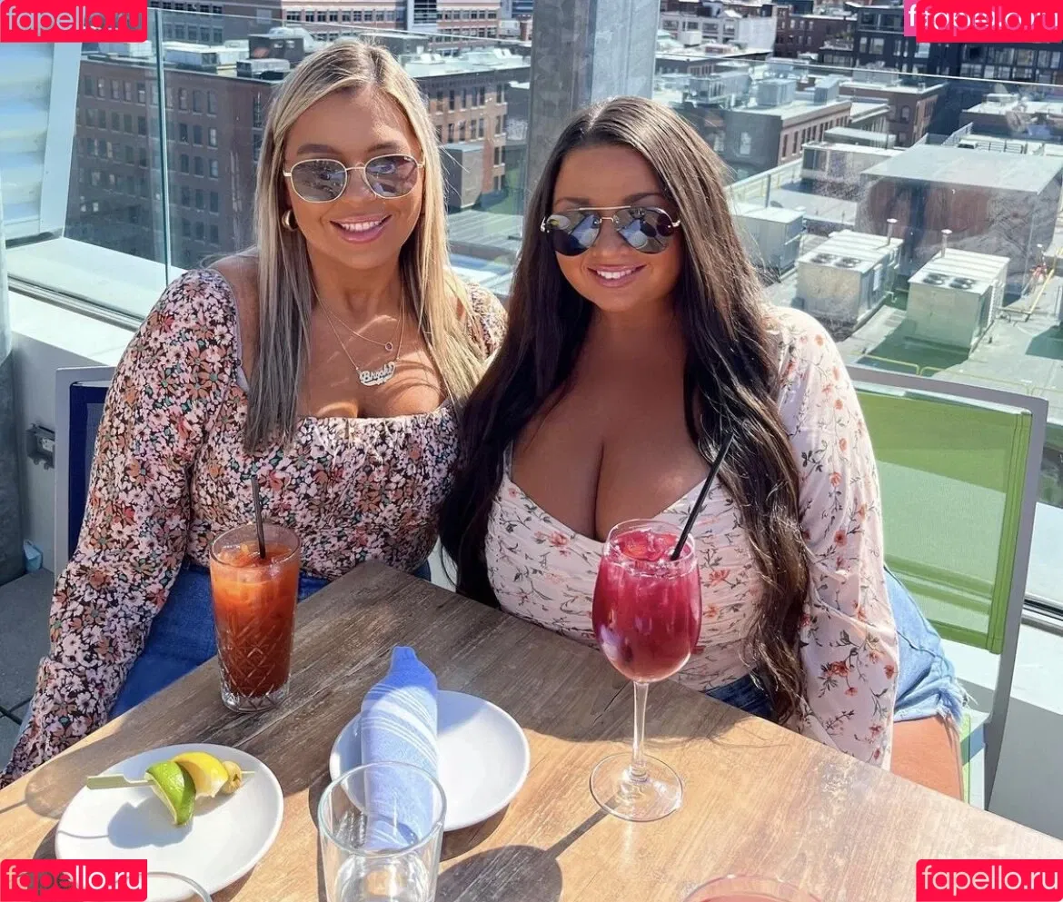 Jenn M Onlyfans Photo Gallery 