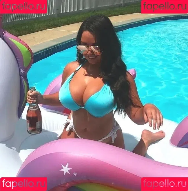 Jenn M Onlyfans Photo Gallery 