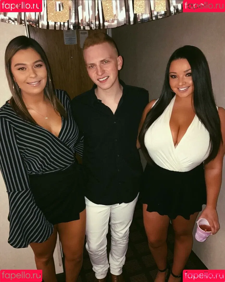 Jenn M Onlyfans Photo Gallery 