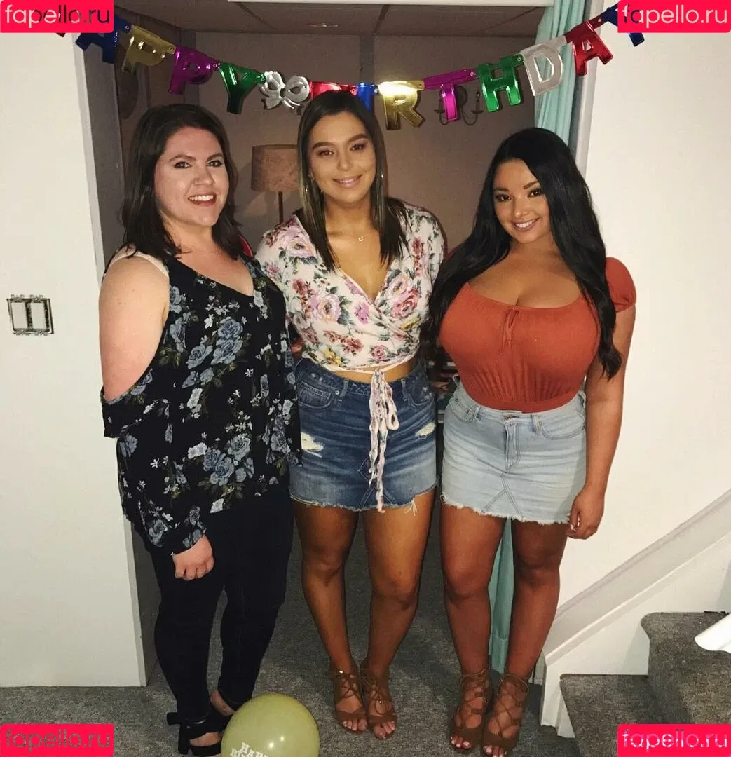 Jenn M Onlyfans Photo Gallery 