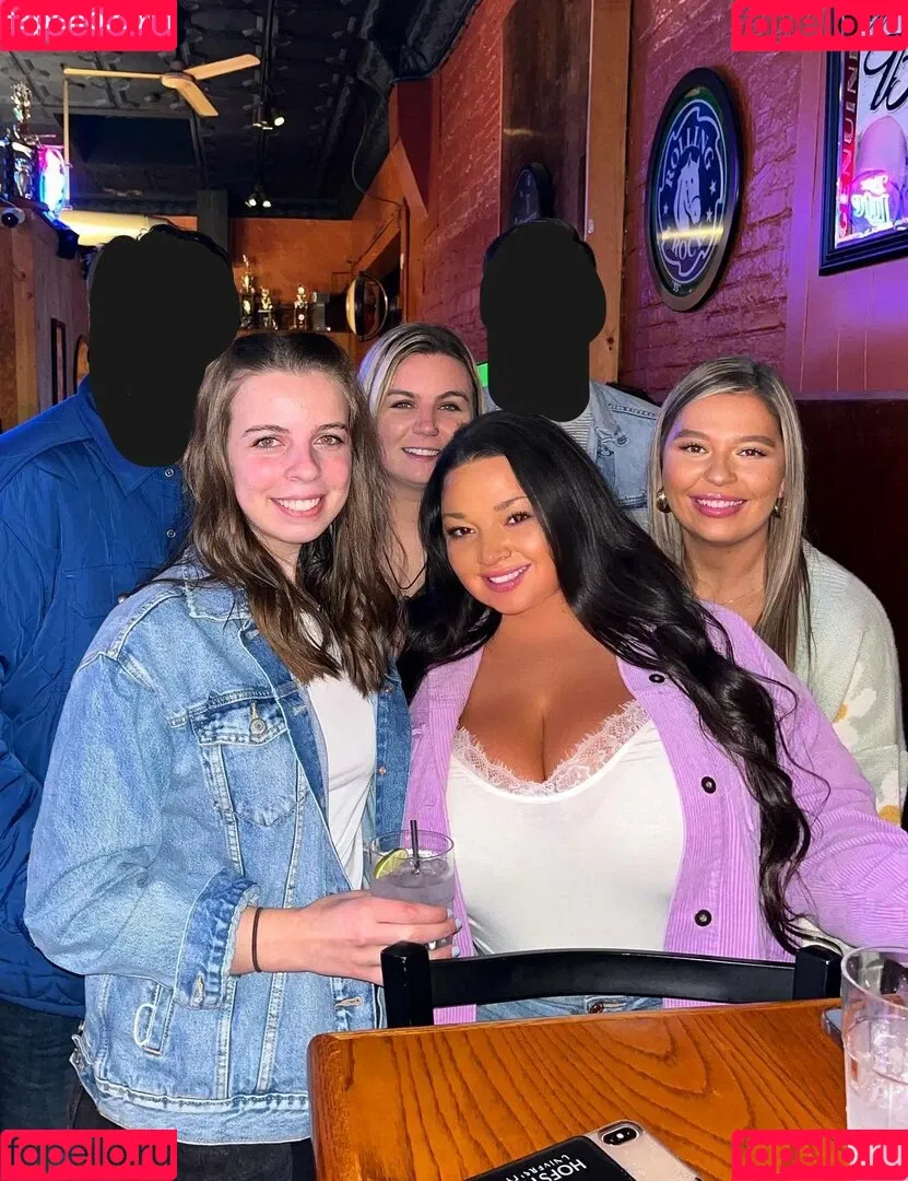 Jenn M Onlyfans Photo Gallery 