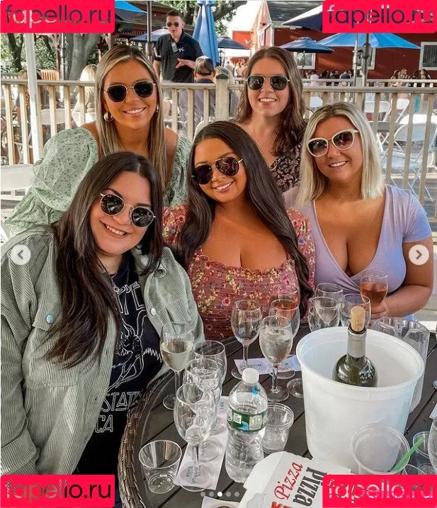 Jenn M Onlyfans Photo Gallery 
