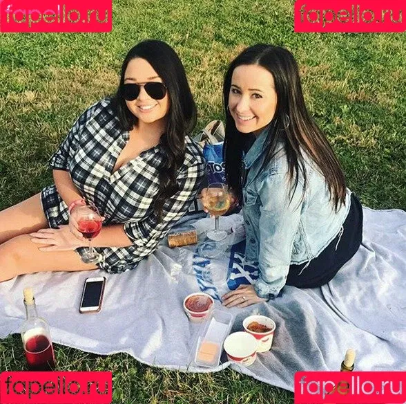 Jenn M Onlyfans Photo Gallery 