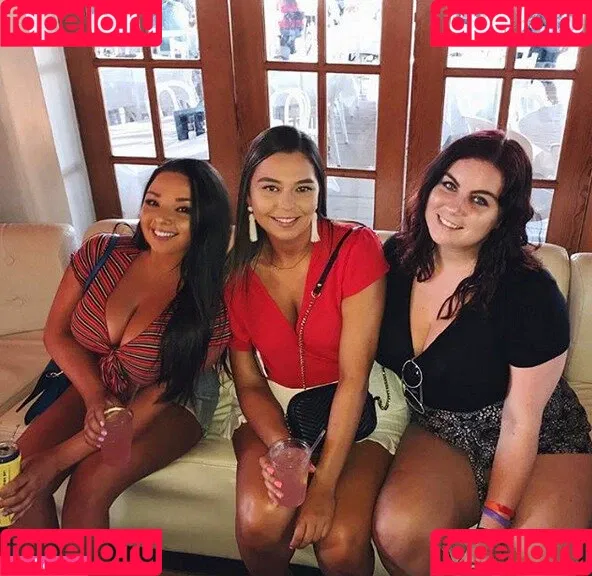 Jenn M Onlyfans Photo Gallery 