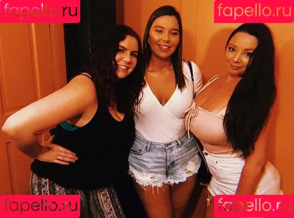 Jenn M Onlyfans Photo Gallery 