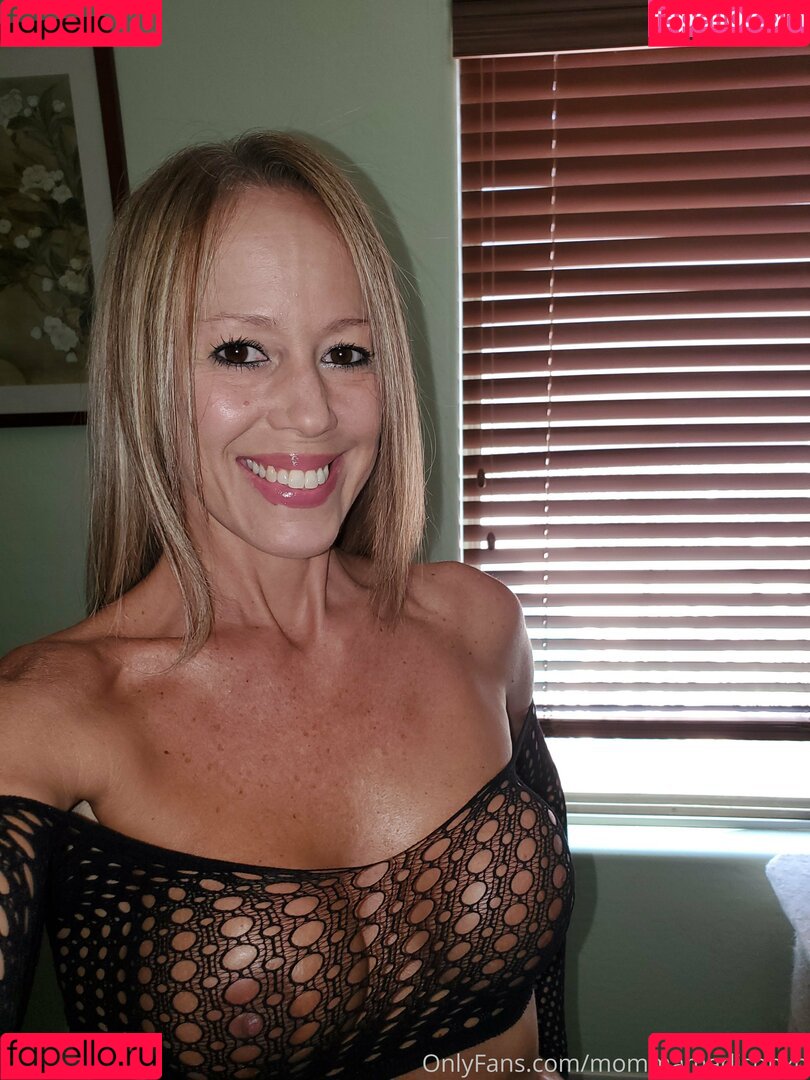 Mommamadisonxo Onlyfans Photo Gallery 