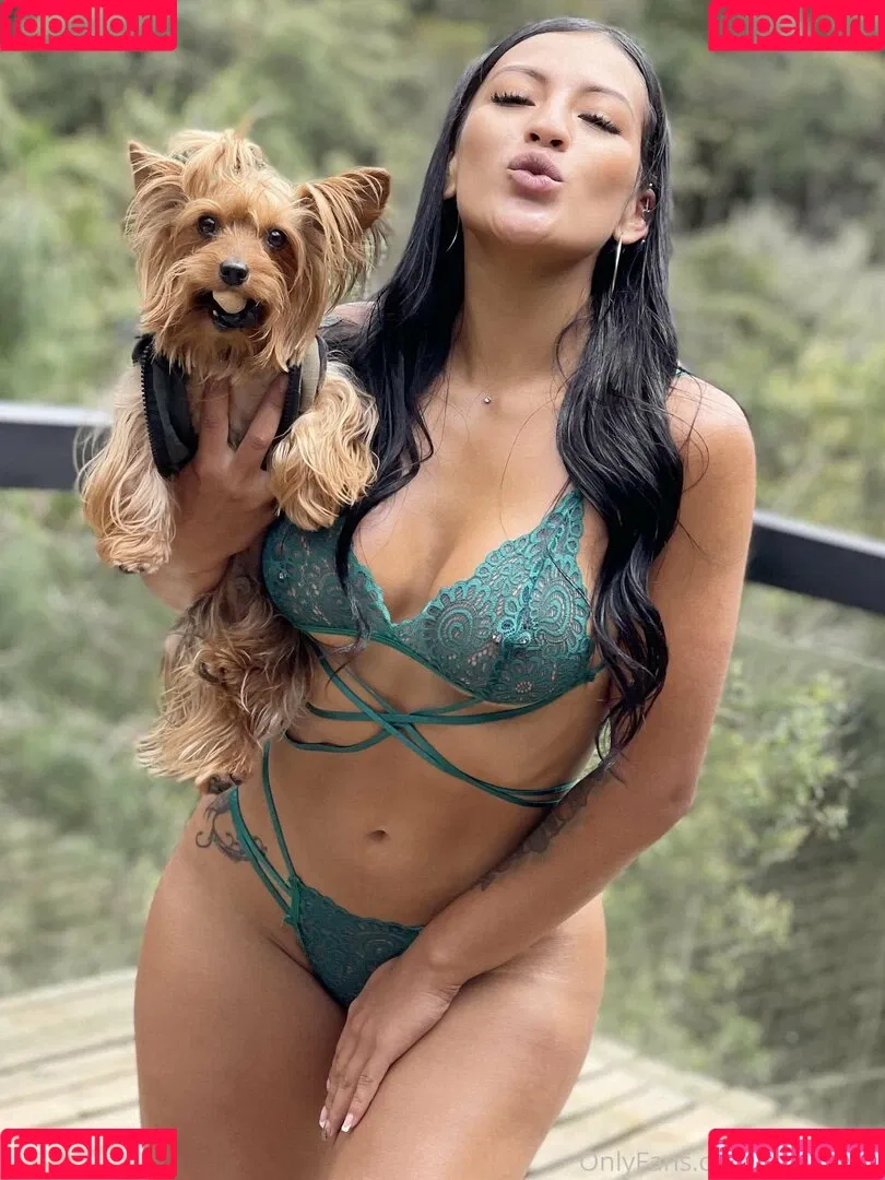 milenasky Onlyfans Photo Gallery 