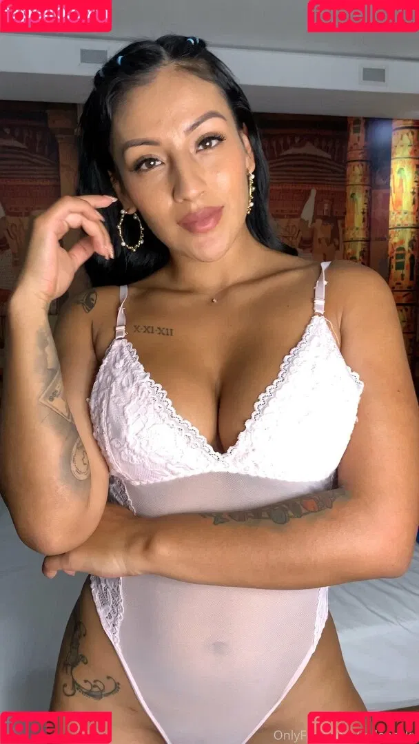 milenasky Onlyfans Photo Gallery 