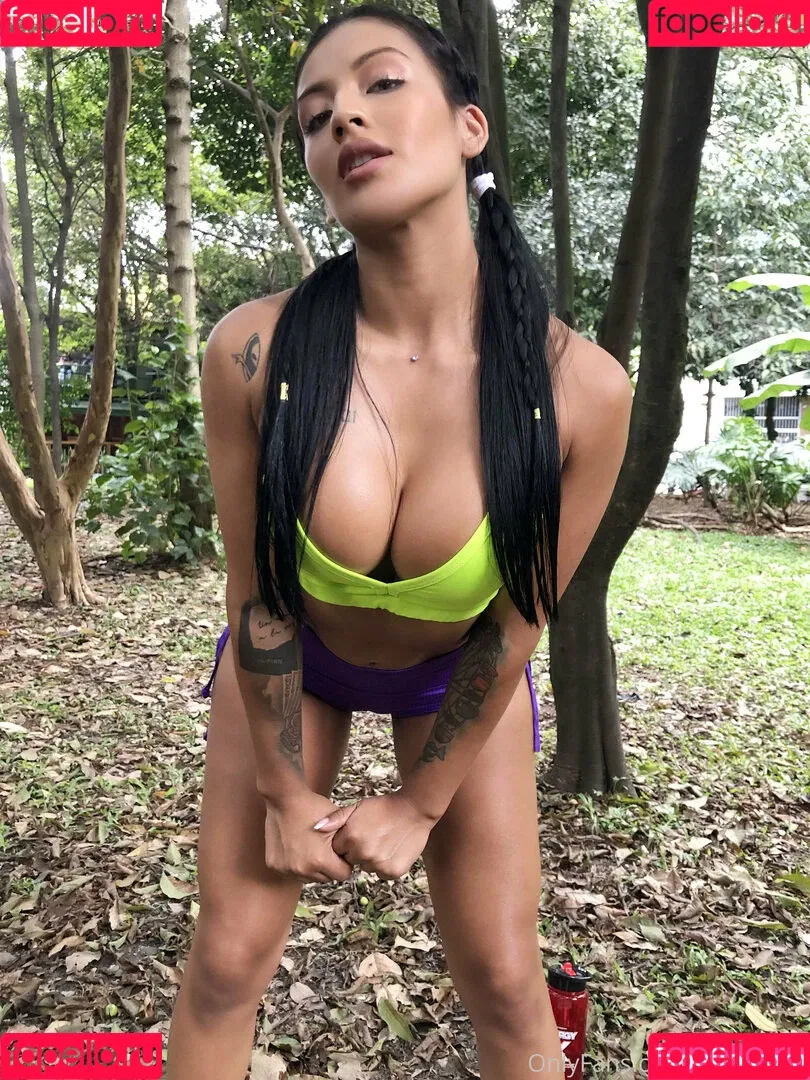 milenasky Onlyfans Photo Gallery 