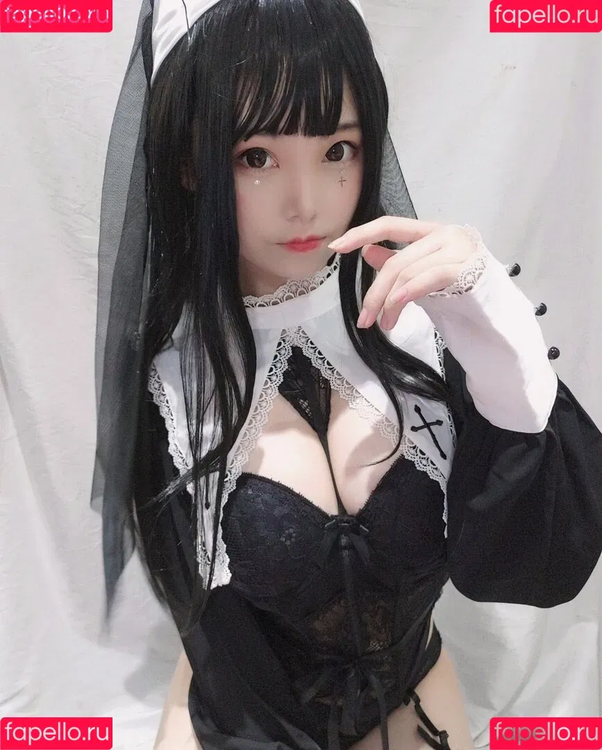 Mizhi_mao Onlyfans Photo Gallery 
