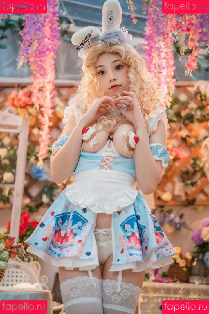 Mizhi_mao Onlyfans Photo Gallery 