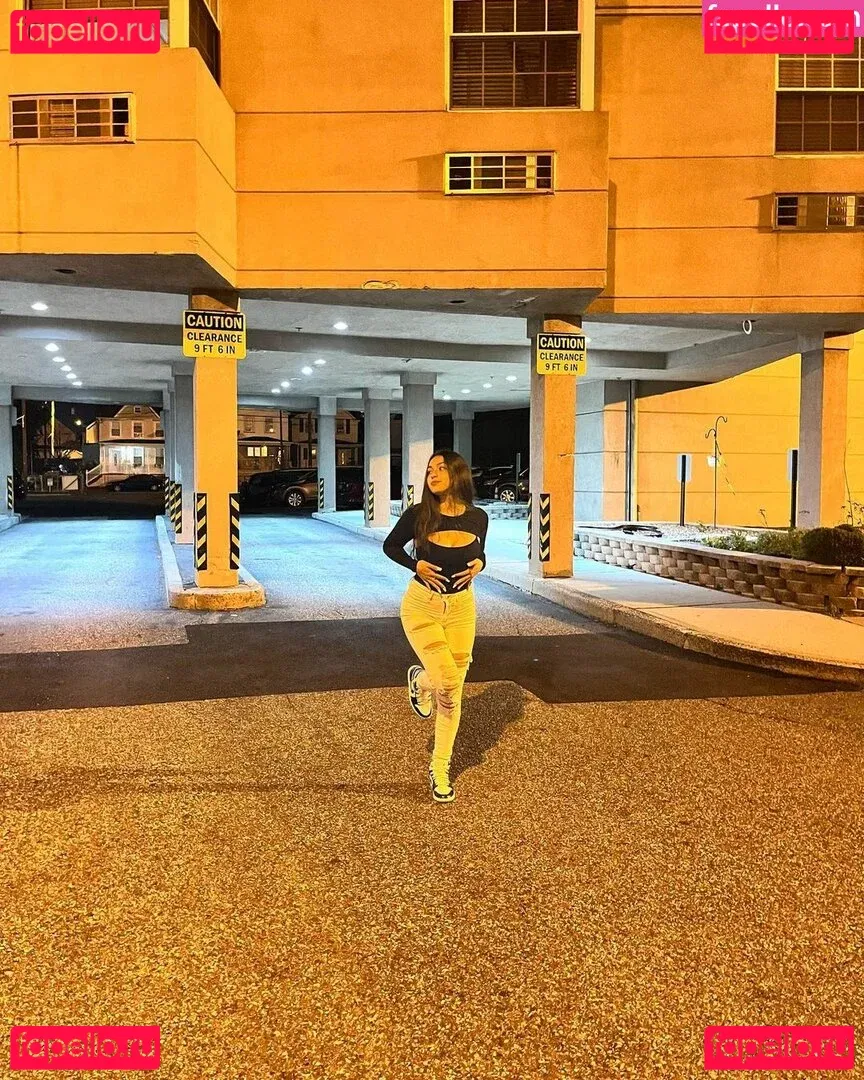 Princess Jasmin Onlyfans Photo Gallery 