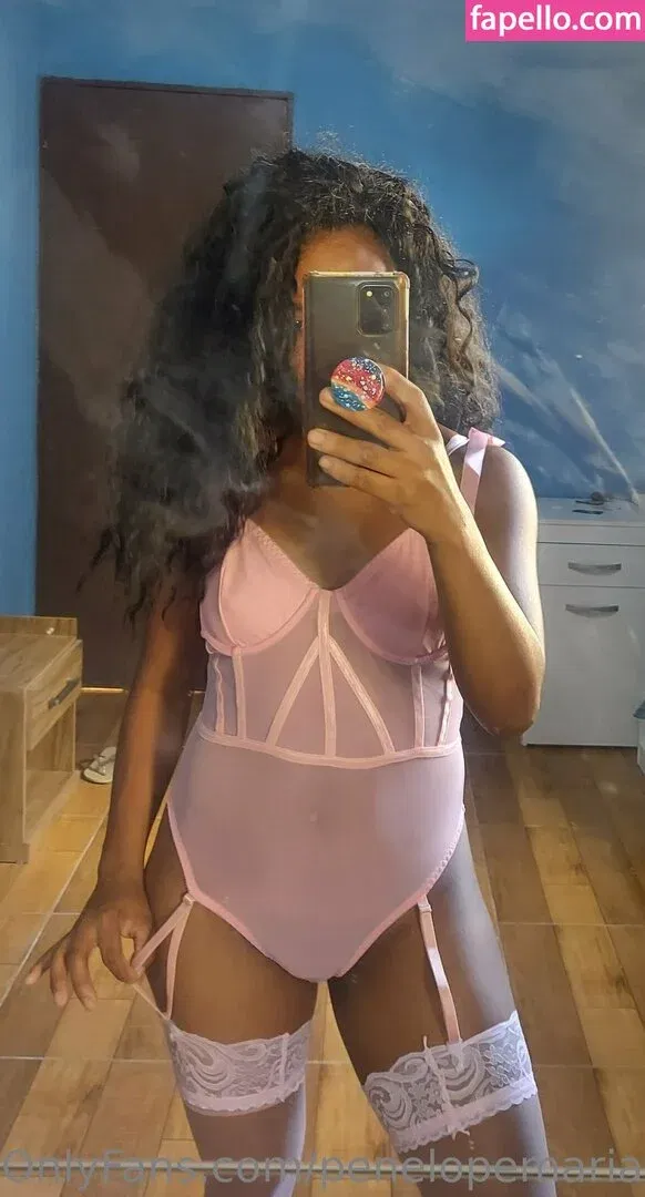penelopemariaflores Onlyfans Photo Gallery 