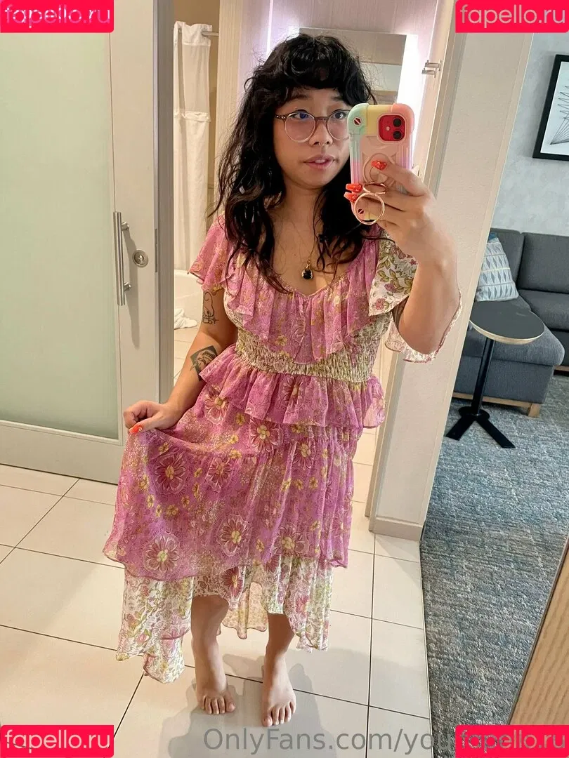 yournana18 Onlyfans Photo Gallery 