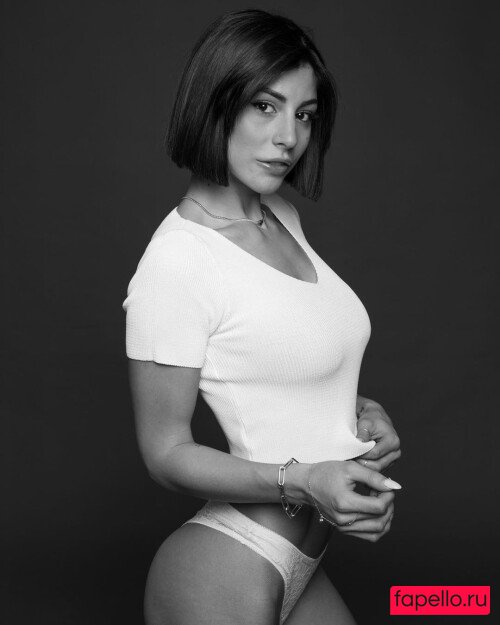 Carolina Dallari Onlyfans Photo Gallery 