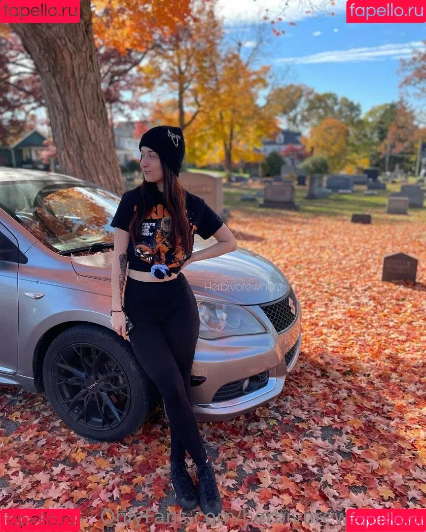 herbivorewh0revip Onlyfans Photo Gallery 