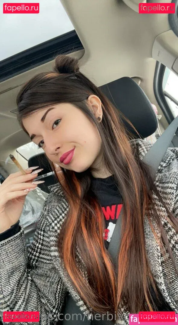 herbivorewh0revip Onlyfans Photo Gallery 