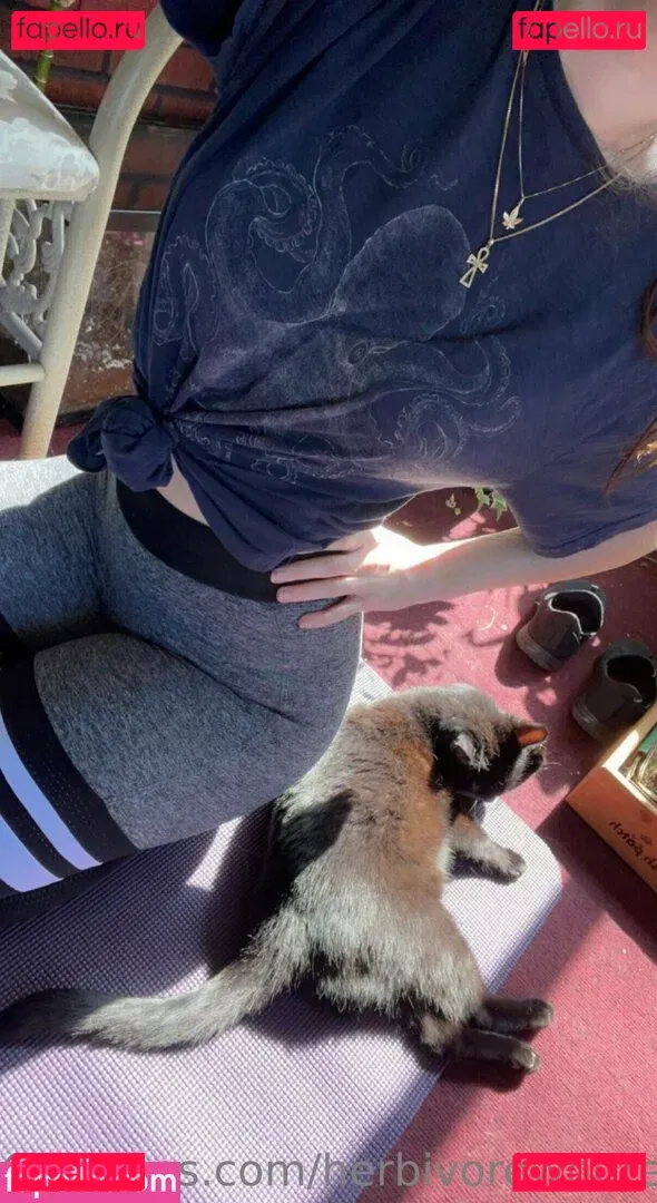 herbivorewh0revip Onlyfans Photo Gallery 