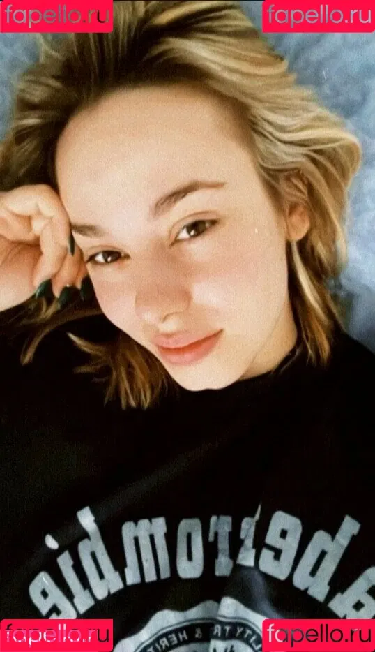 Elena Lagou Onlyfans Photo Gallery 