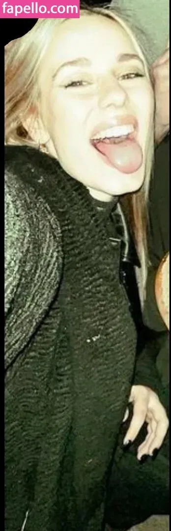 Elena Lagou Onlyfans Photo Gallery 