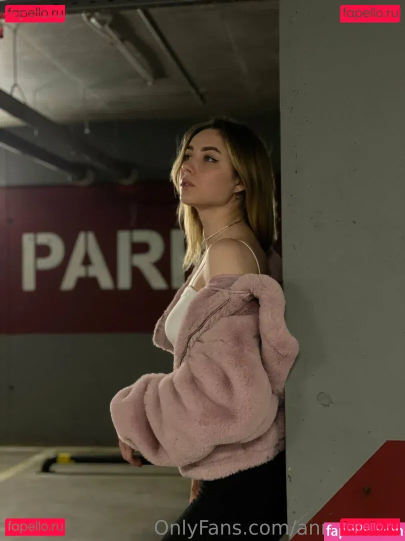 annamyaw Onlyfans Photo Gallery 