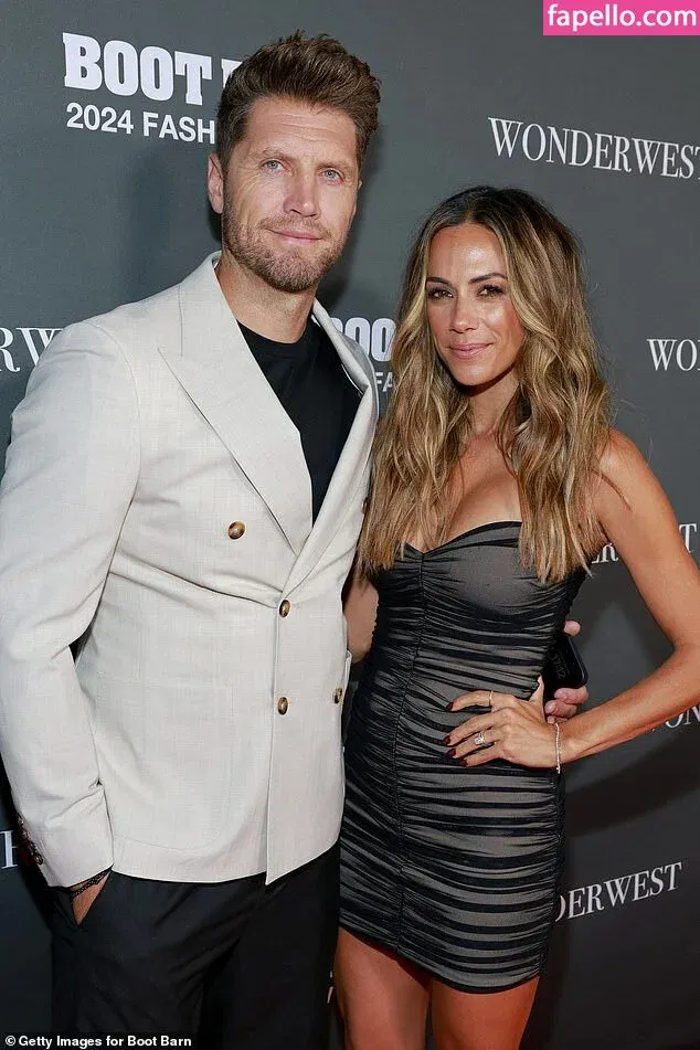 Kurumirori Onlyfans Photo Gallery 