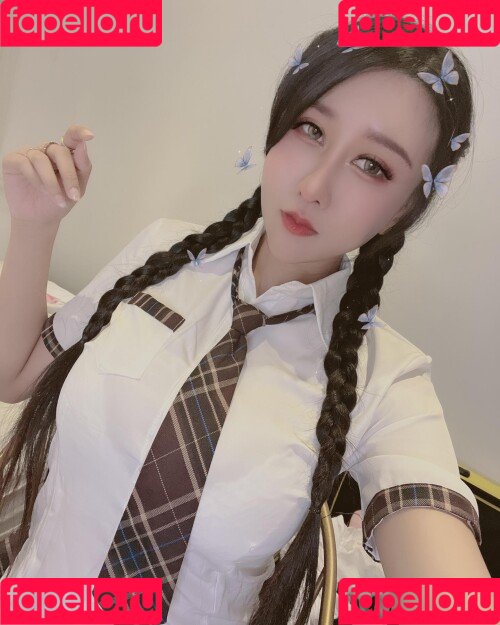 Wei Ling 凌薇 Onlyfans Photo Gallery 