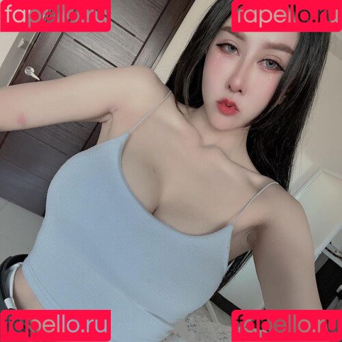 Wei Ling 凌薇 Onlyfans Photo Gallery 